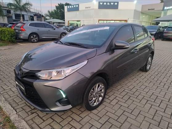 TOYOTA YARIS 1.5 16V FLEX XS CONNECT MULTIDRIVE TOYOTA YARIS 1.5 16V FLEX XS CONNECT MULTIDRIVE